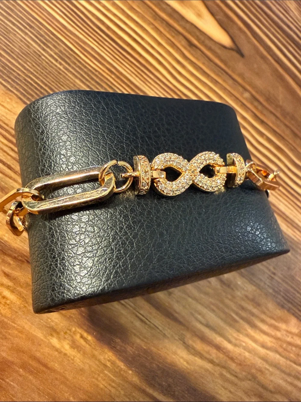 Gold Plated Infinity Link Bracelet for Women - Elegant Chain Accent
